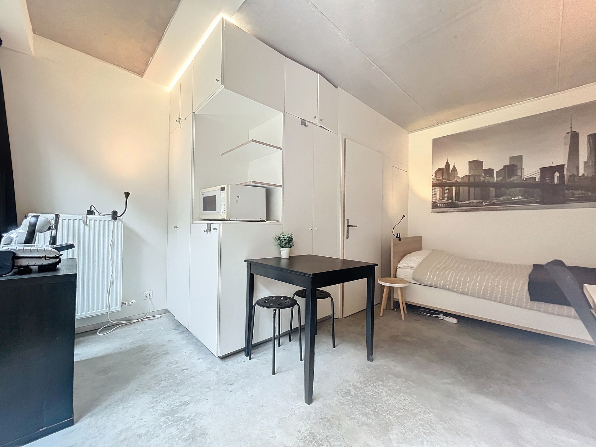 Gezellige bemeubelde studentenkamer met tuintje aan de Paardenmarkt! - foto 4