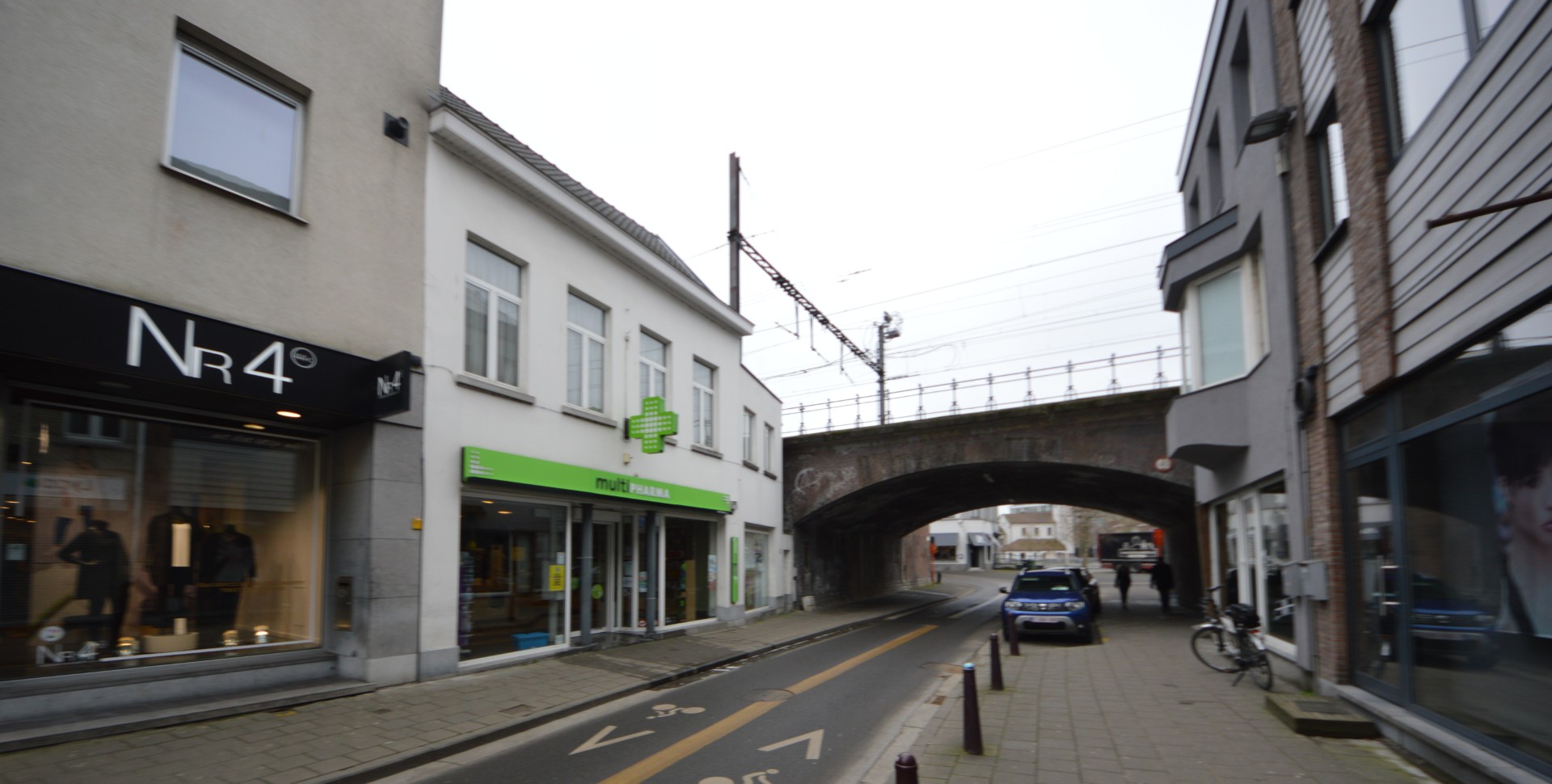 UNIEKE COMMERCIËLE OPP. 630 M2 MET PARKING NAAST ZEEMAN EN MULTIPHARMA - foto 5