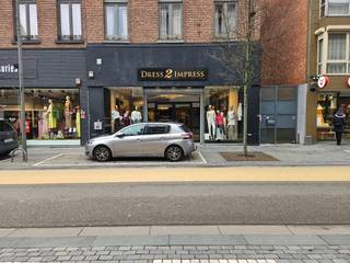 Dit commercieel pand is gelegen in de drukke handelsstraat Statiestraat in het hartje van Mol. Het pand beschikt over een grote vitrine waardoor...