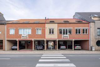 Dit ruime duplexappartement wordt verkocht!Dit appartement in een appartementencomplex van 6 eenheden werd gebouwd in 1996.Het appartement beschikt...