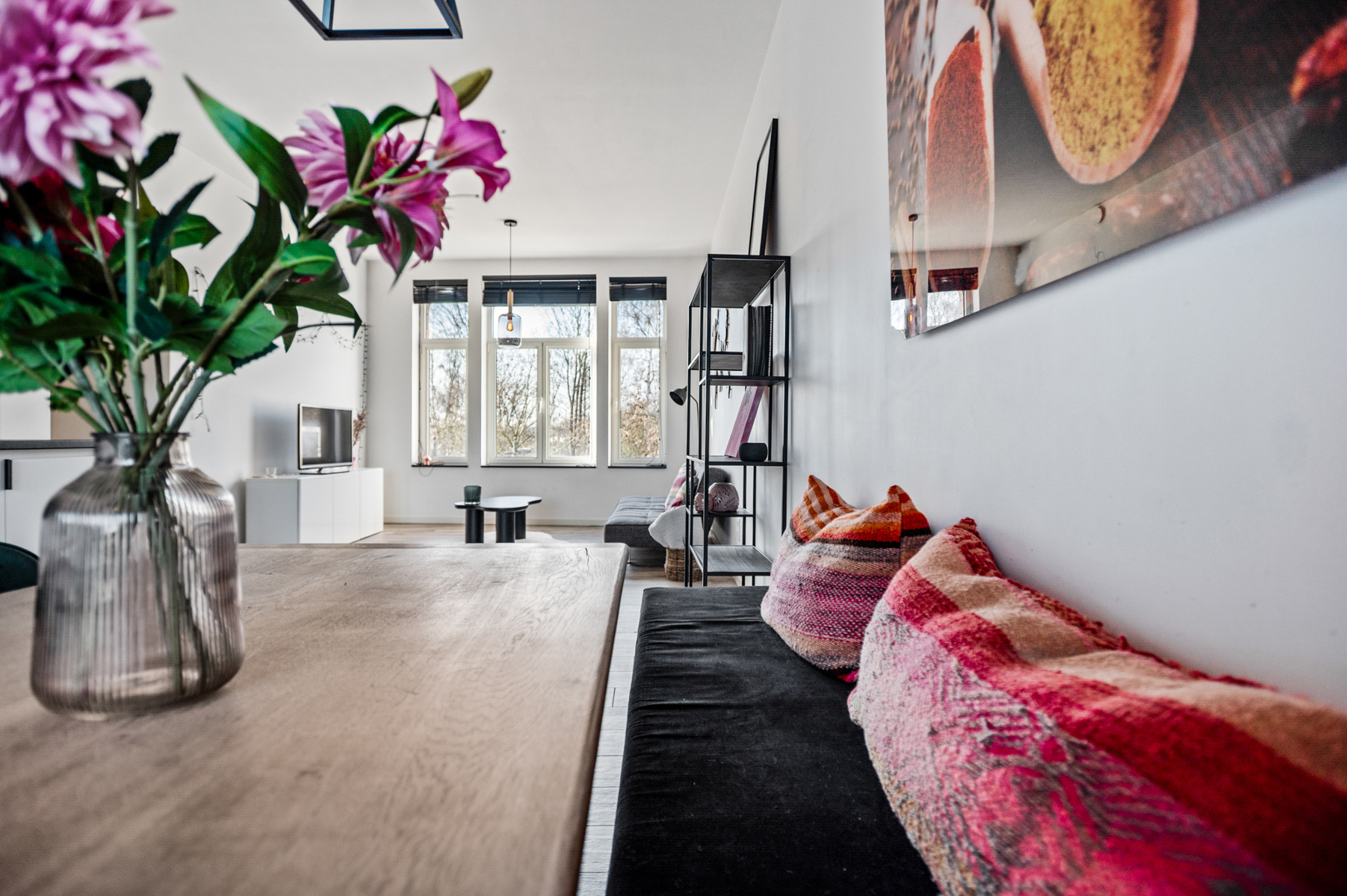 Lichtrijk appartement met terras in statig karakterpand - foto 5