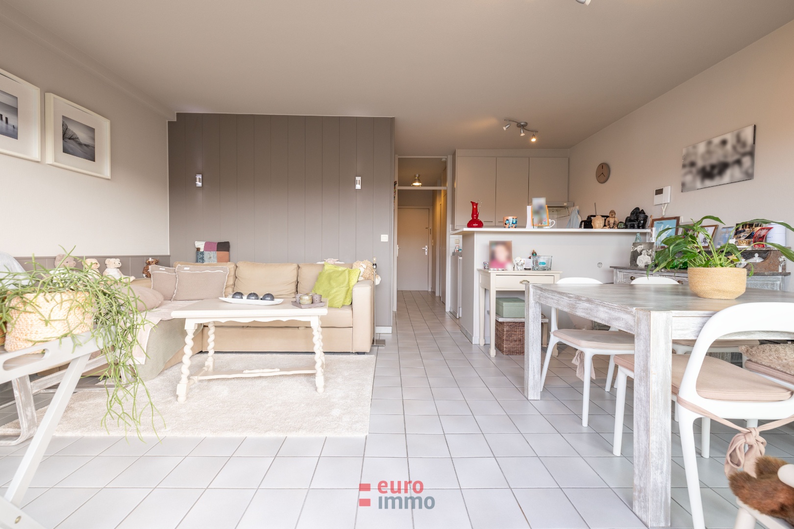 Ruime studio met twee slaaphoeken en groot terras in de Franslaan van Nieuwpoort-Bad - foto 4