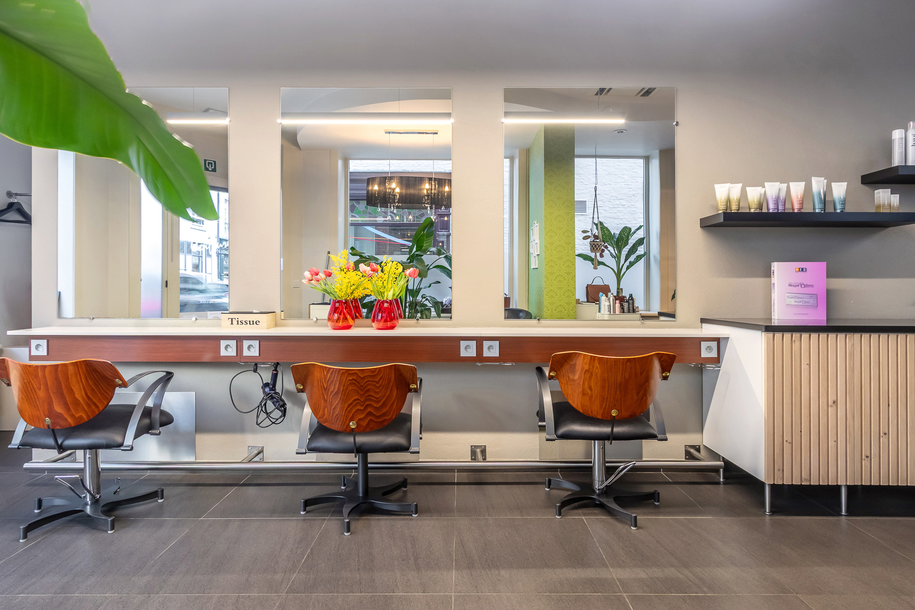 Investeringspand met handelsruimte en twee appartementen - foto 3