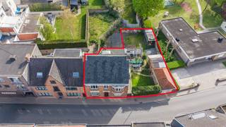 Zeer ruime statige woning met uitzonderlijk renovatiepotentieel!Bent u op zoek naar een karaktervolle woning die u volledig naar eigen smaak kan...