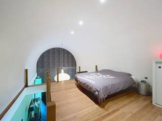 Vous recherchez un endroit pour vous détendre complètement ? Près de la magnifique forêt de Drongengoed à Ursel, vous trouverez cette charmante maison de vacances. Grâce à son emplacement au milieu de la verdure et du jardin naturel, c'est l'endroit idéal pour respirer à nouveau et profiter du chant des oiseaux.MISE EN PAGE : - Espace de vie lumineux avec une belle vue sur le jardin- Cuisine ouverte- Toilettes séparées- Chambre - Salle de bain avec baignoire, douche et lavaboAVANTAGES :- Commerces et centre du village d'Ursel à quelques minutes- Emplacement idéal : au centre de Bruges et Gand - Près de la côte - Intimité et oasis de paix - Paradis des loisirs CPE : 425 kWh/m²CPE : 425.0 kWh/m²Ce bien est soumis à l'obligation de rénovation imposée par le gouvernement flamand pour les bâtiments résidentiels (sauf en cas de démolition dans les 5 ans suivant l'achat). Pour plus d'informations, veuillez consulter le site web de l'Agence flamande de l'Énergie et du Climat via https://www.vlaanderen.be/een-woning-kopen/renovatieverplichting-voor-residentiele-gebouwenRegistre des mesures: non