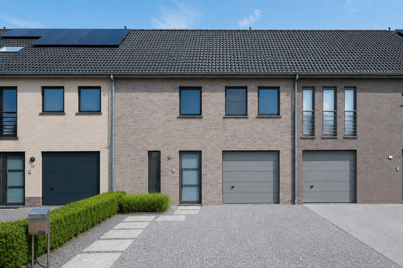 MAGNIFIEK RUIME GEZINSWONING TE BREDENE DORP - foto 1