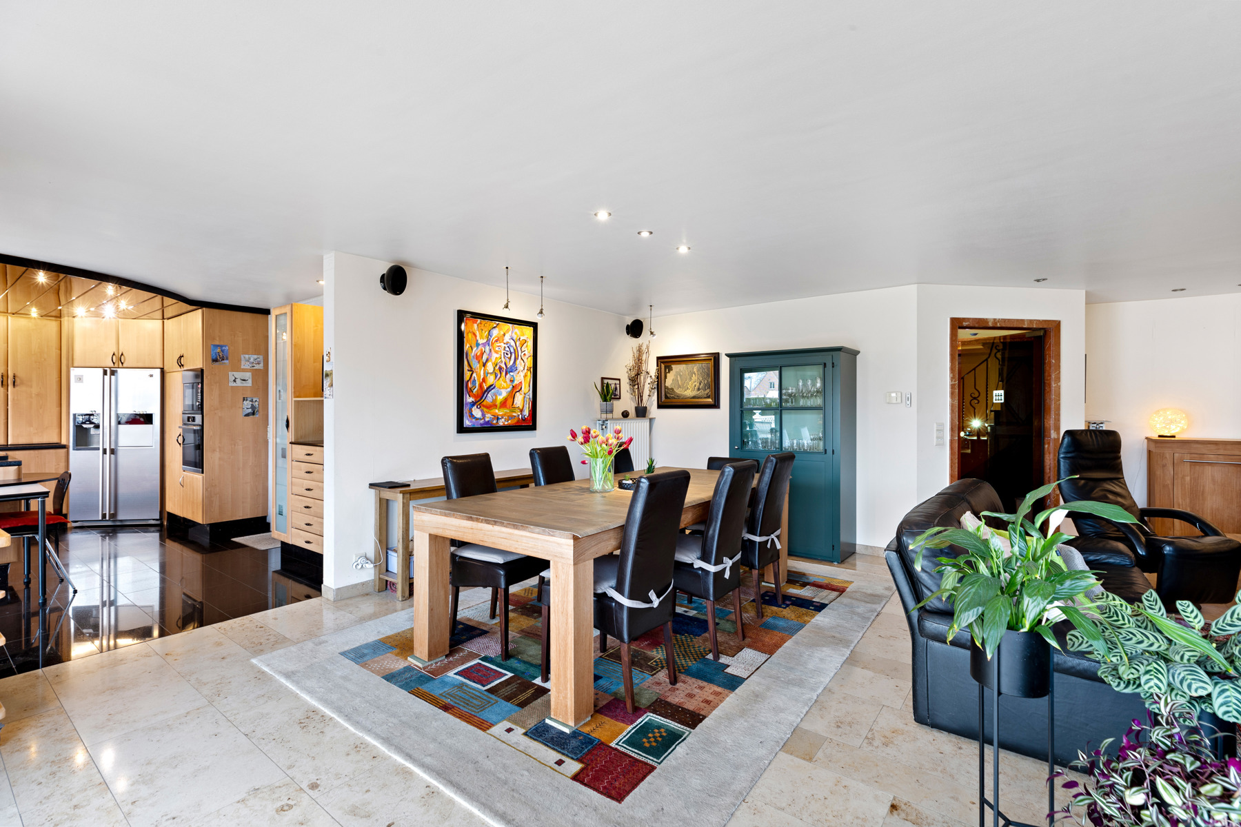 Exclusieve woning met 270 m² comfort op perceel van 998 m² - foto 4