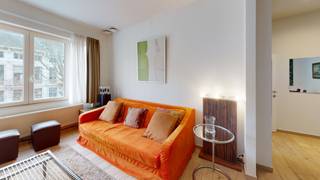 <p>Stylishly furnished apartment a stone's throw from Central Station.</p>
<p>Layout: Hall, cloakroom, and separate toilet. Spacious, attractive living room, fully furnished. Fully equipped kitchen with all household appliances. Two large bedrooms in a quiet location at the rear. Bathroom with walk-in shower, sink, and washing machine.</p>
<p>Possibility to rent a parking space nearby.<br /><br /></p>
<p>Advantages:</p>
<p>- Very central location</p>
<p>- Fully furnished</p>
<p>- Rent includes WiFi</p>