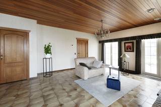 Ontdek deze charmante woning in het hart van Heist-op-den-Berg, ideaal voor wie op wandelafstand wil wonen van centrale faciliteiten. Dit huis...