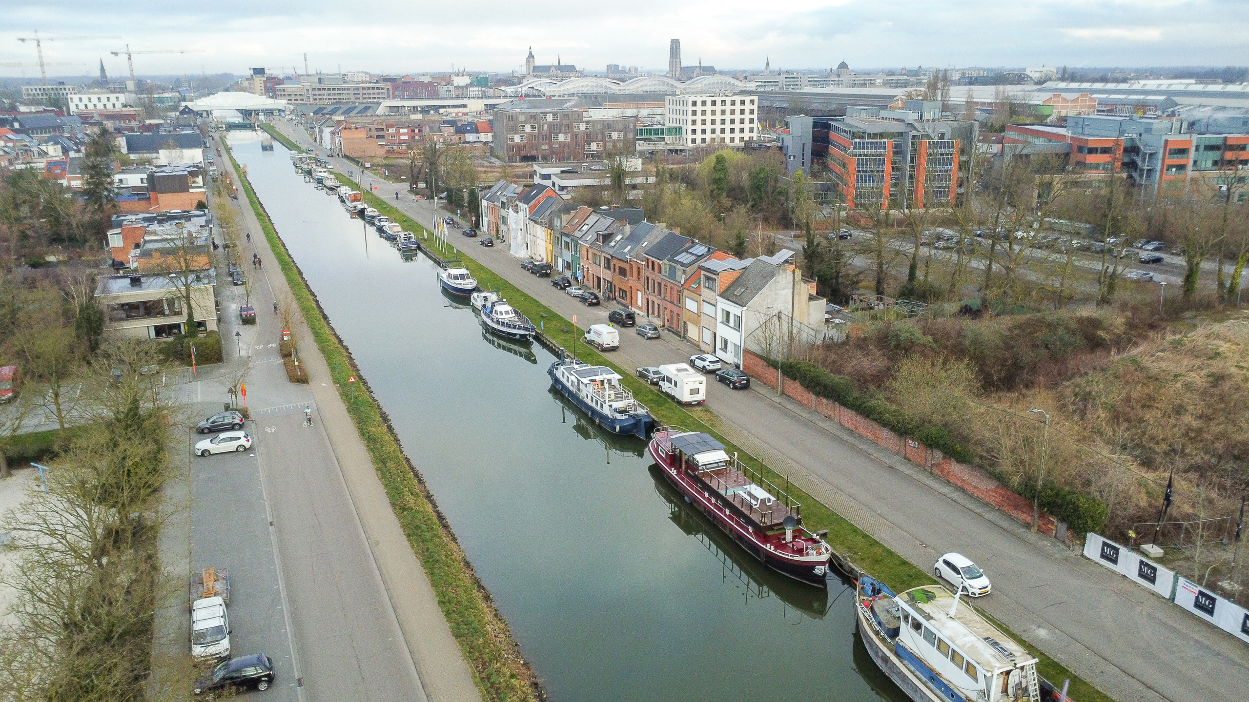 Charmante woonboot op de Leuvensevaart in MECHELEN - foto 1