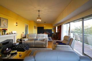 Apartment for sale in Ganshoren