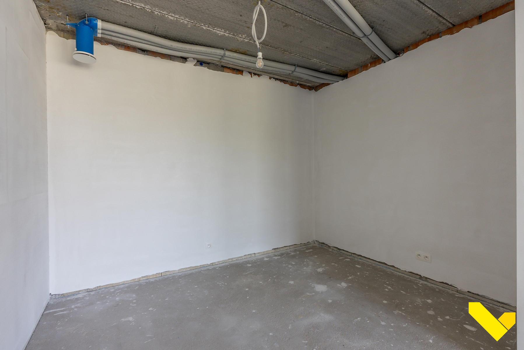 Top gerenoveerde woning met eindeloze afwerkingsmogelijkheden. - foto 3