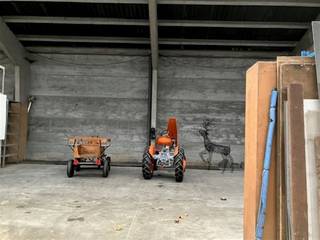 Entrepôt de 200 m² faisant partie d'un entrepôt plus important. libre actuellement...