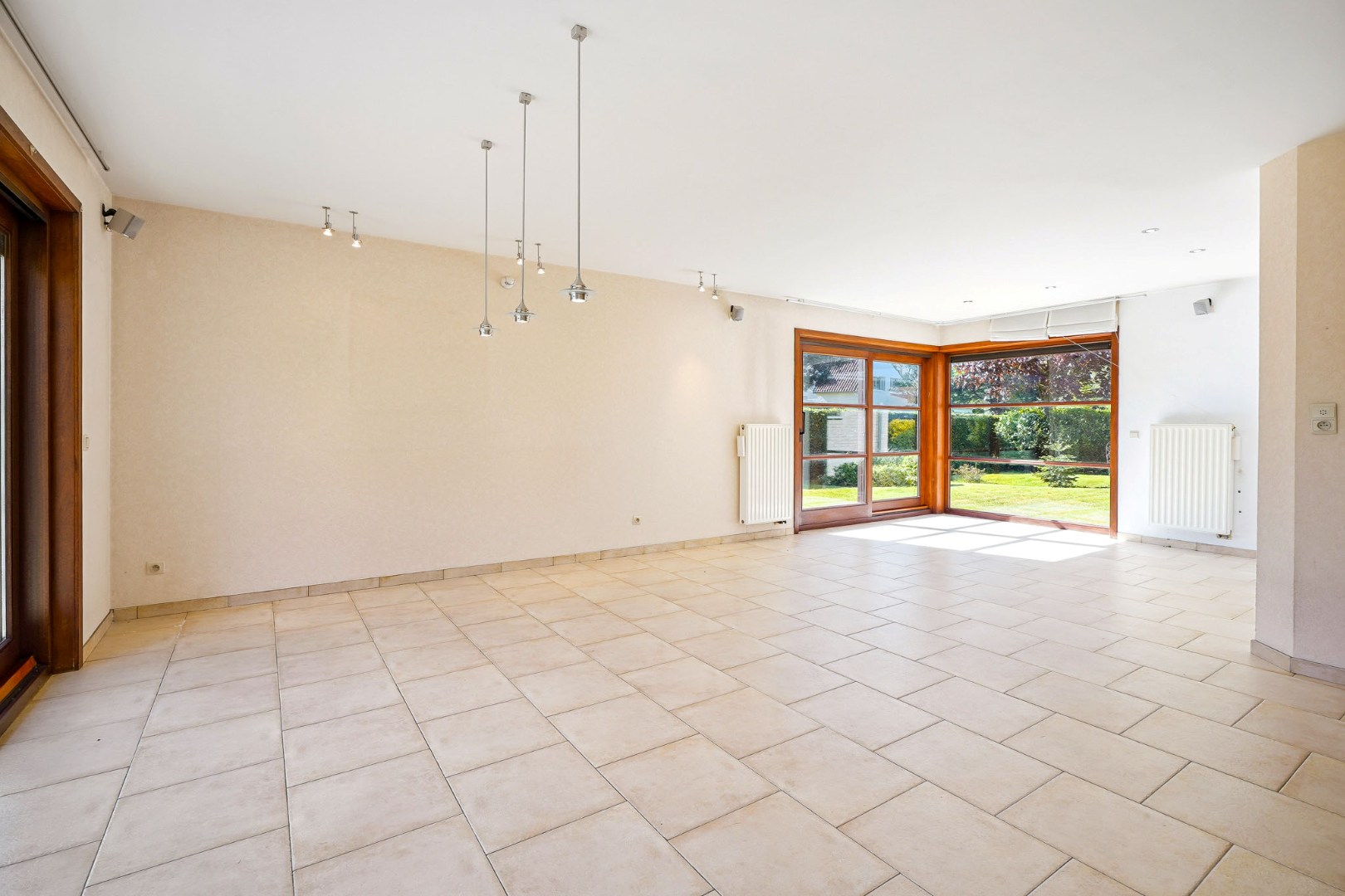 Ruime villa met 5 slaapkamers op 1082 m² te Oostduinkerke, gelegen vlakbij het natuurreservaat Hannecartbos. - foto 5
