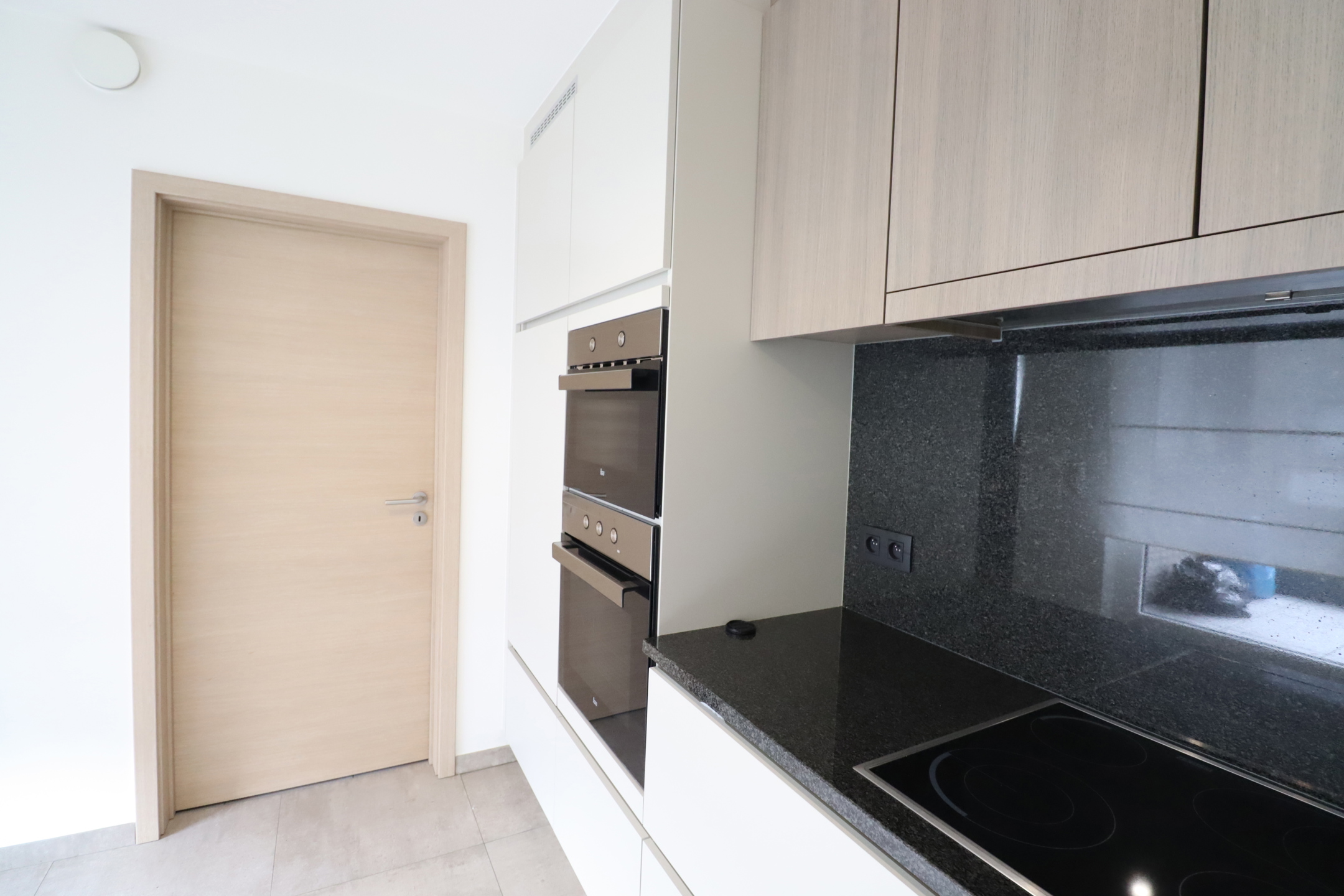 Apartment for rent in Sint-Amands with 2 bedrooms - photo 3