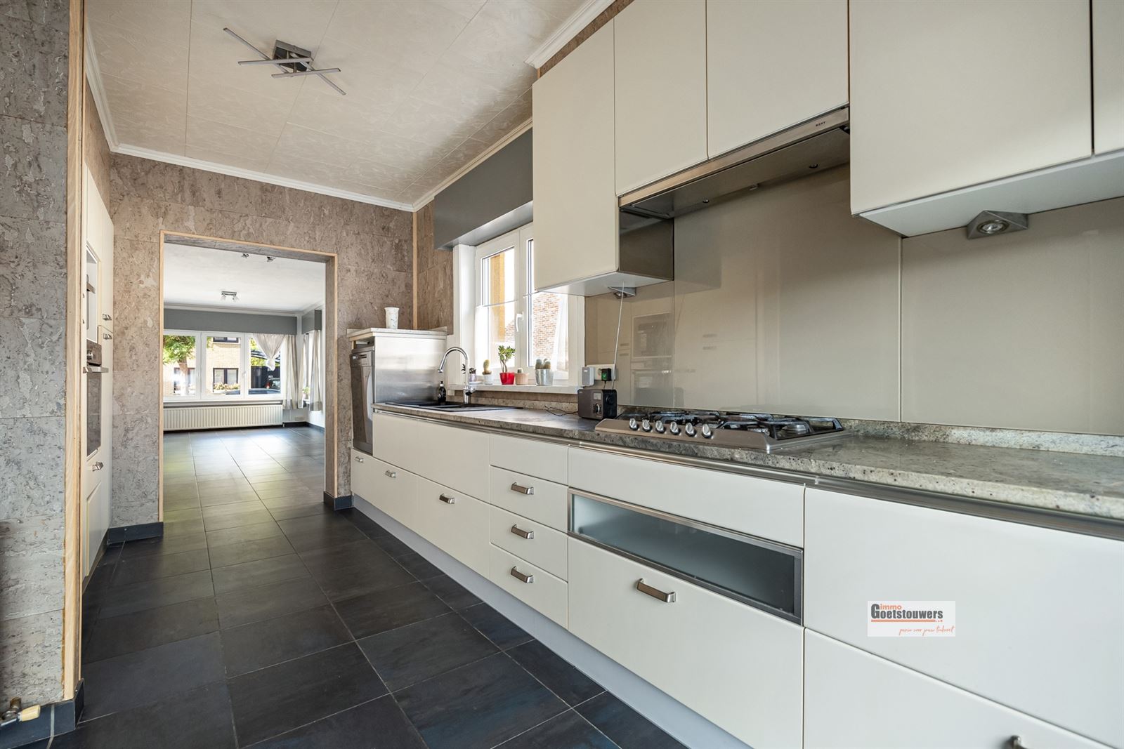 Half open bebouwing met 4 slpks en 2 garages - foto 4