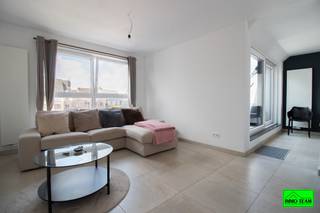 +++ Papestraat 17b21, Denderleeuw +++Op de tweede verdieping van een recent gebouw in Denderleeuw bevindt zich dit instapklare en energiezuinig...