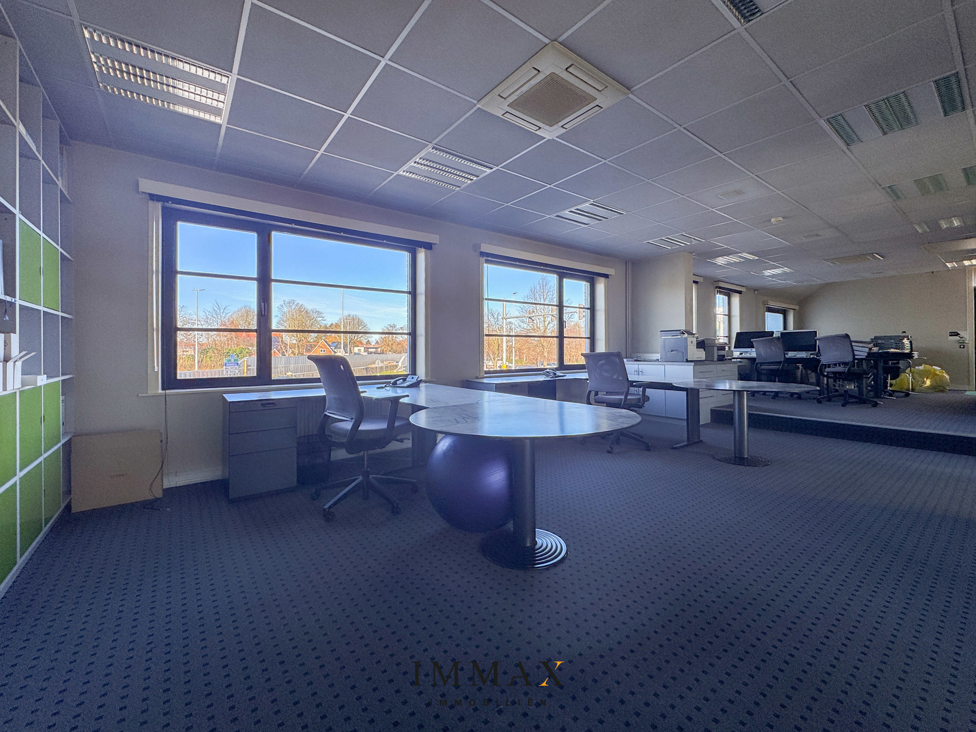 Commercial for rent in Bruges - photo 4