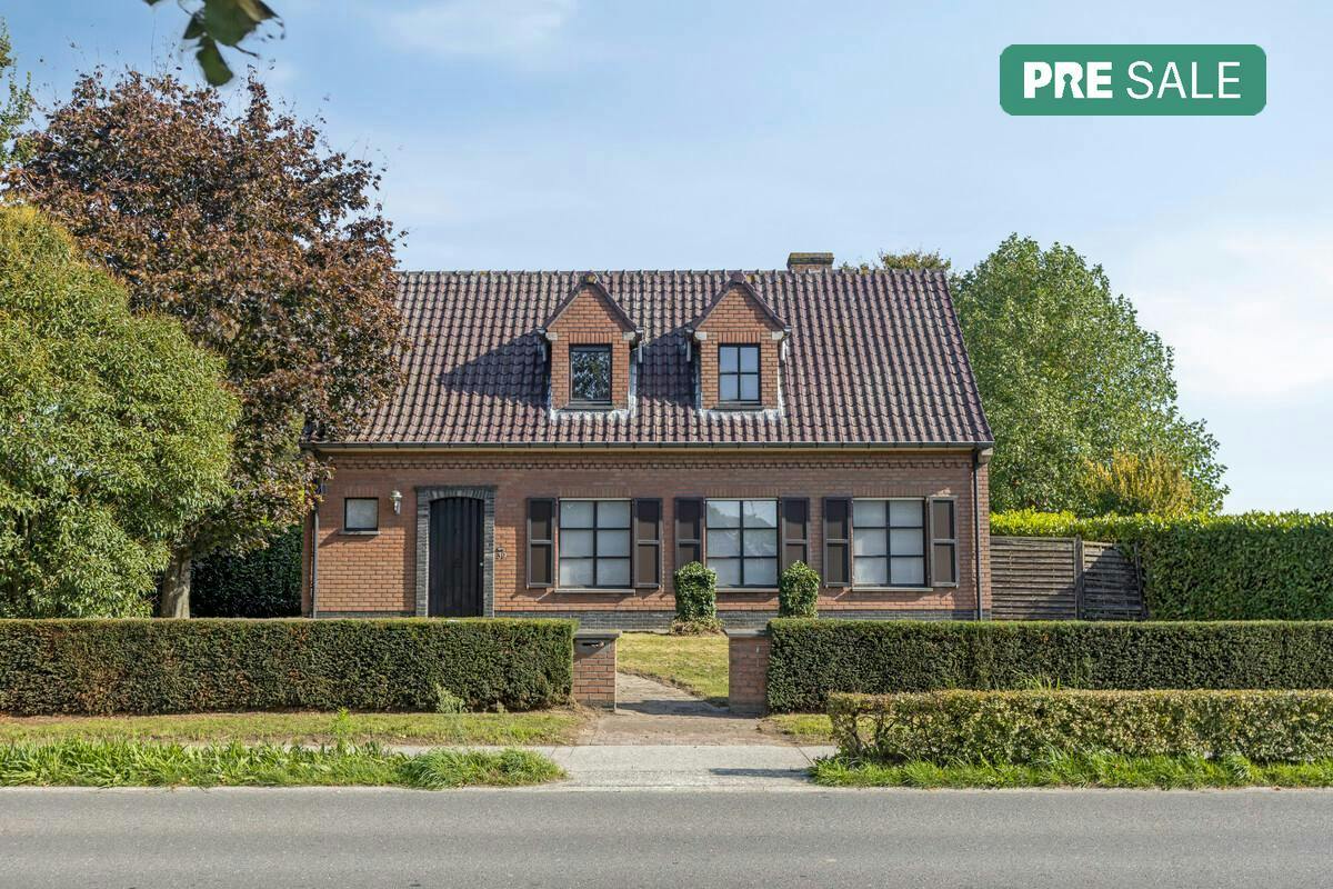 Spacious open building in Zomergem for sale - photo 1