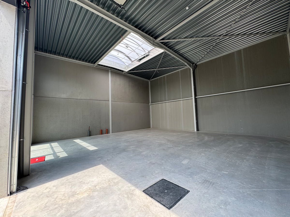 Nieuwbouw KMO-unit (144 m²) te huur – Bedrijvenpark De Rick - foto 4