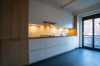 Energiezuinig appartement gelegen op de eerste verdieping (geen lift). Indeling: inkomhal met berging en apart toilet. Gezellige woonkamer,...