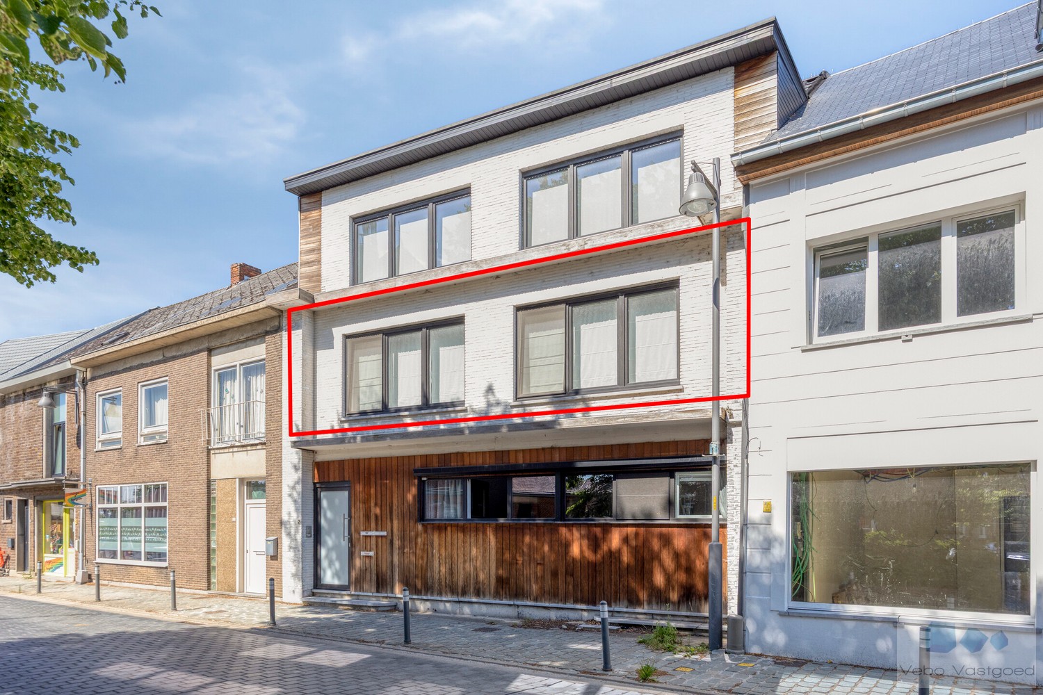 Instapklaar appartement van 90 m² met terras en carport - foto 2