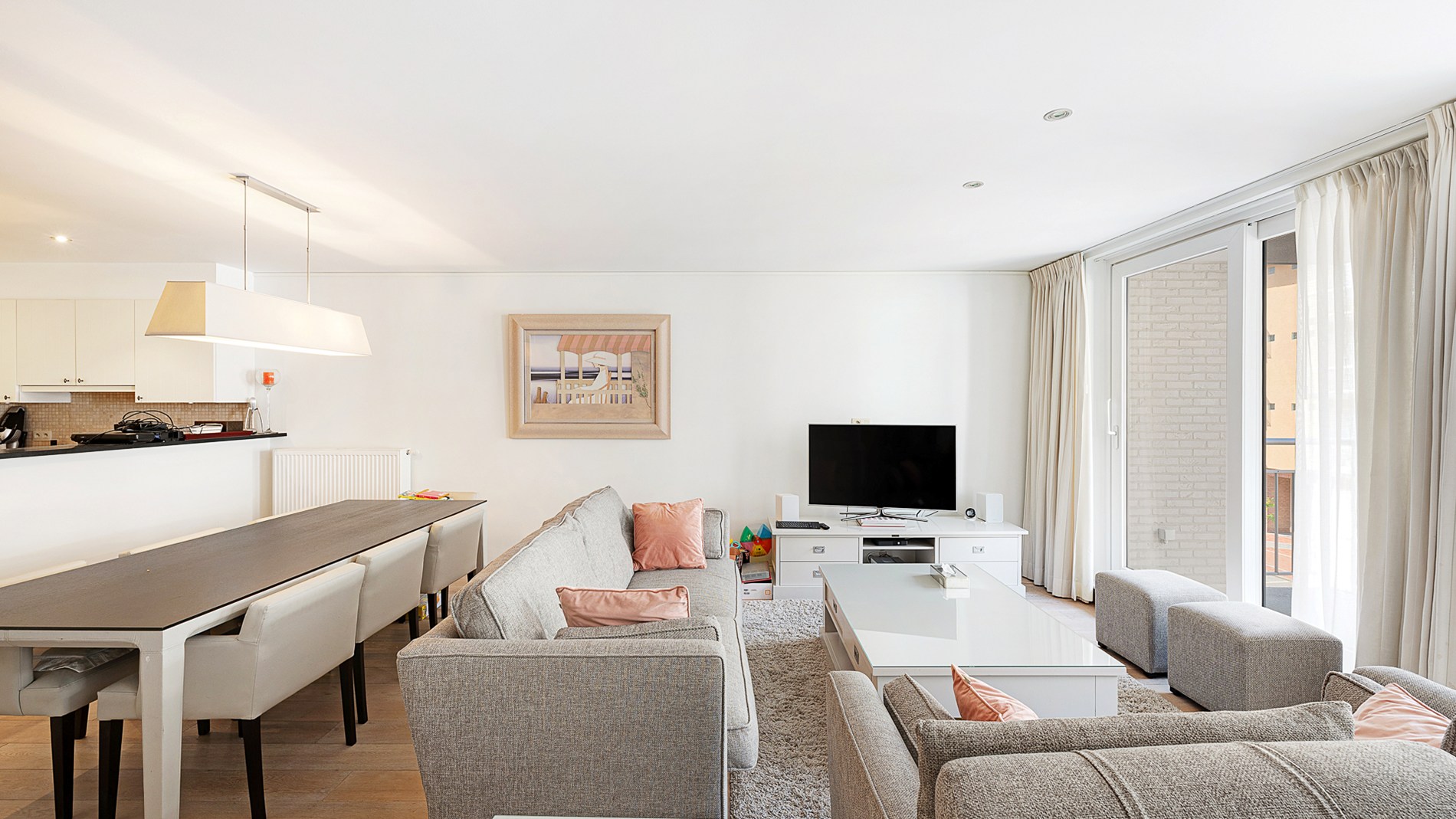 Appartement spacieux avec 3 chambres - photo 4