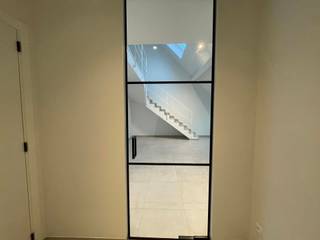 Recent duplexappartement in residentie Schuttershof in het aangename centrum van Grimbergen heeft echt álles wat u maar wensen kan. Het enige wat...