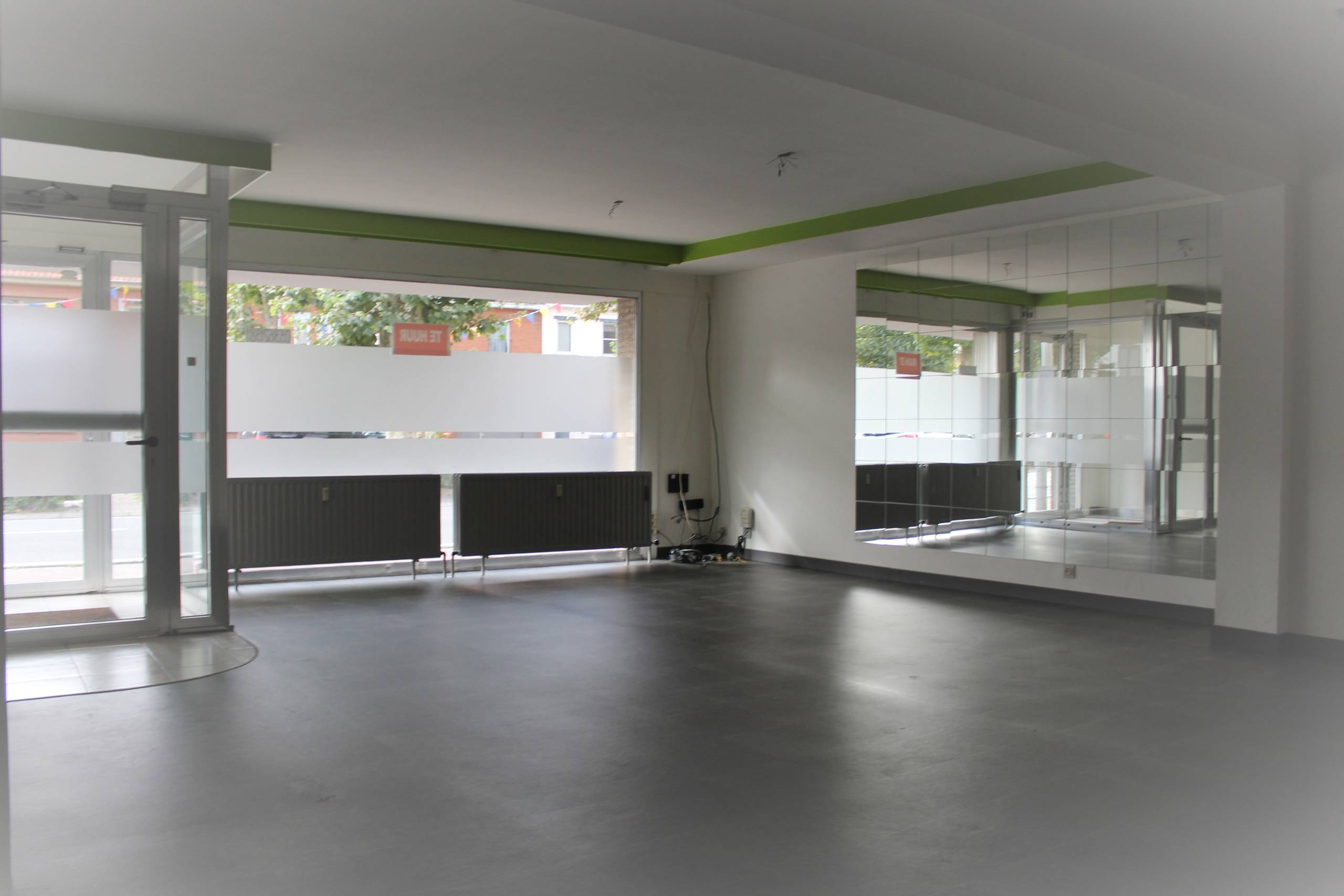 Commercial à louer à Herzele - photo 2