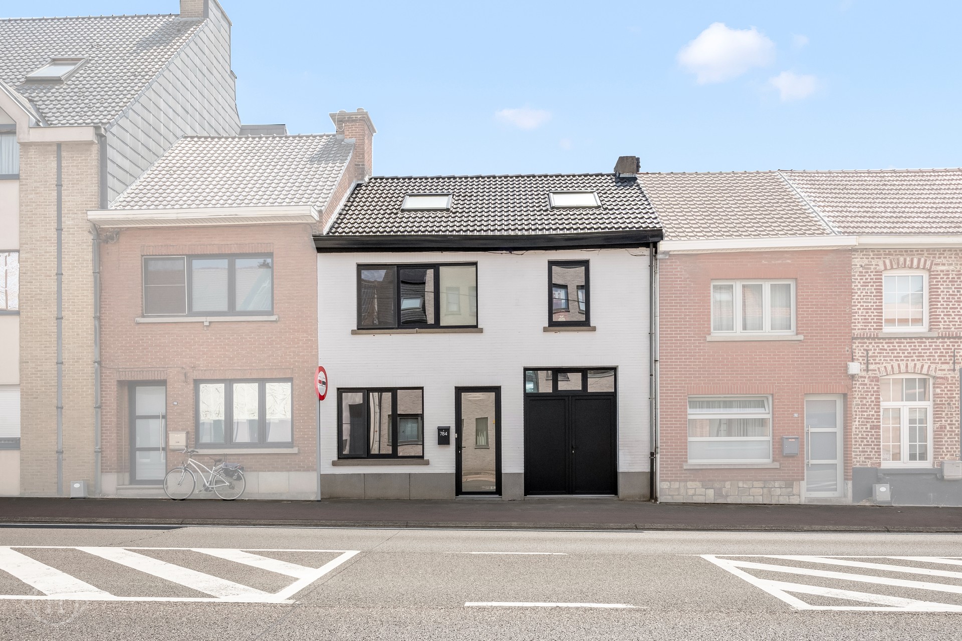 Volledig gerenoveerde, energiezuinige woning met zuidtuin - photo 1