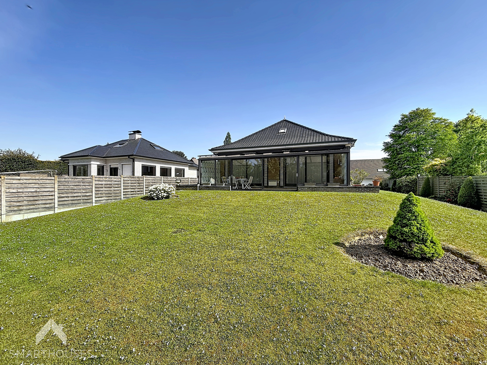 Karaktervolle villa op 930 m², 4 slpk, dubbele garage. - foto 3