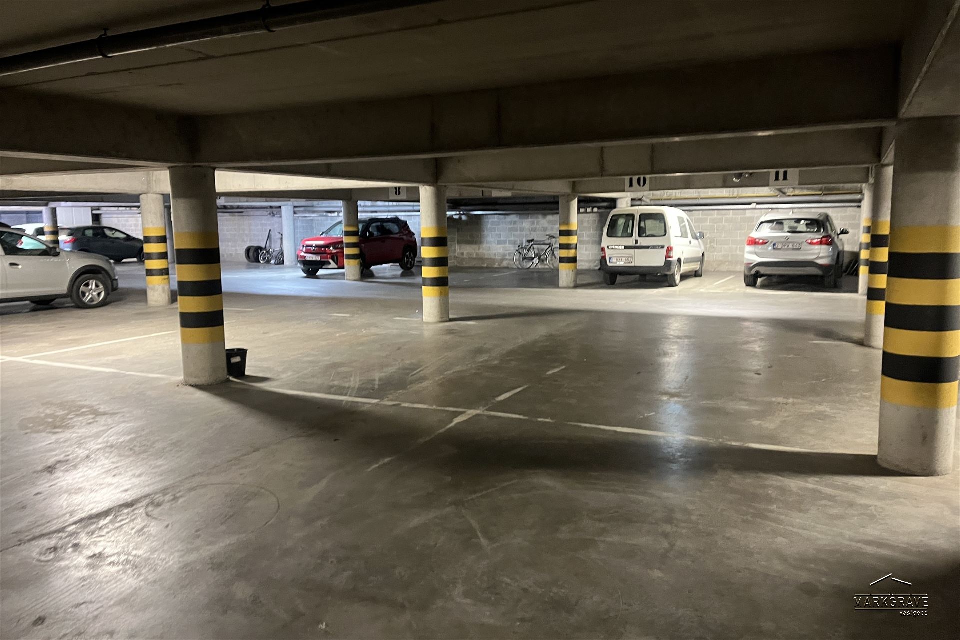 Garage for rent in Antwerp - photo 2