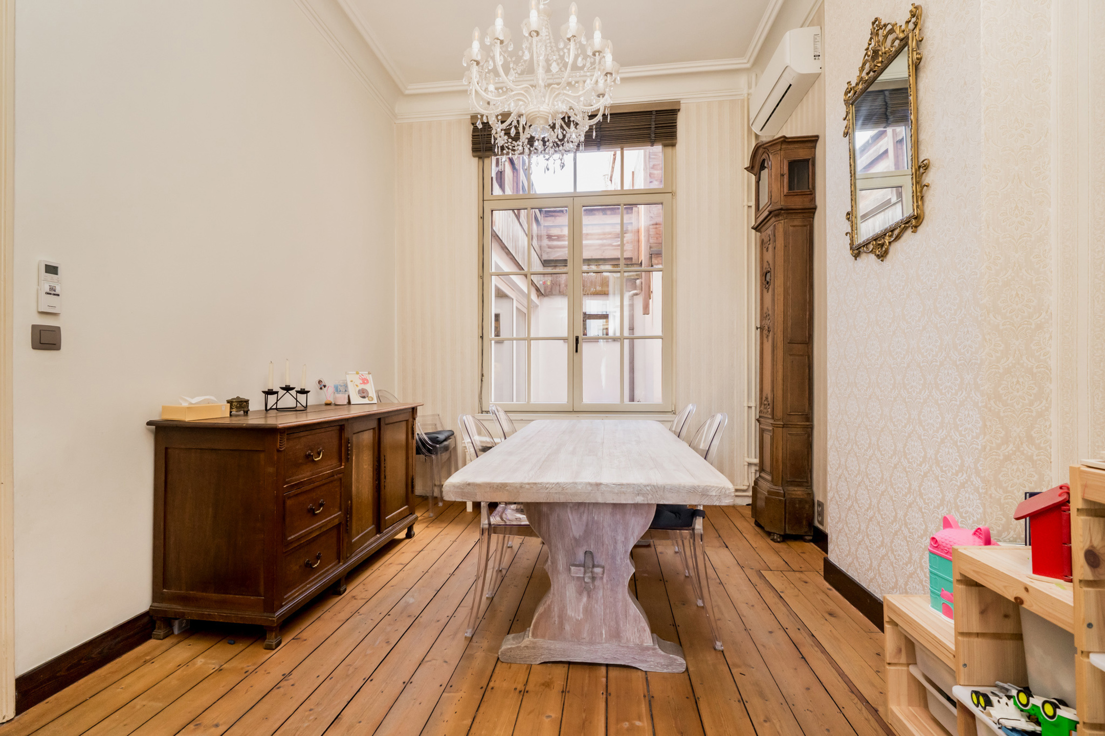 Authentieke herenwoning met 4 - mogelijks 5 slaapkamers - foto 5