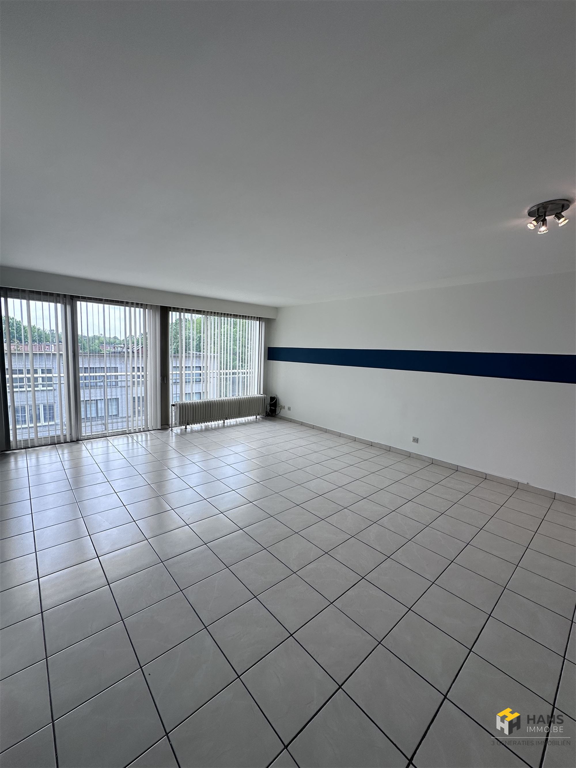 Appartement met 2 slaapkamers en terras - foto 2