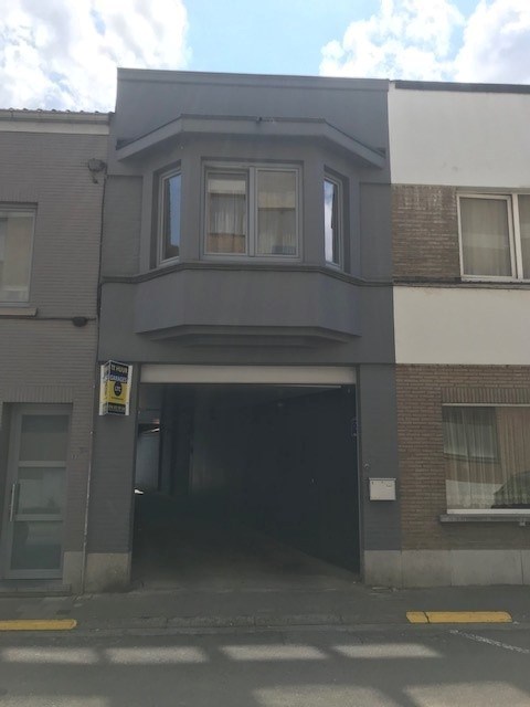 Garage à louer à Tirlemont - photo 1