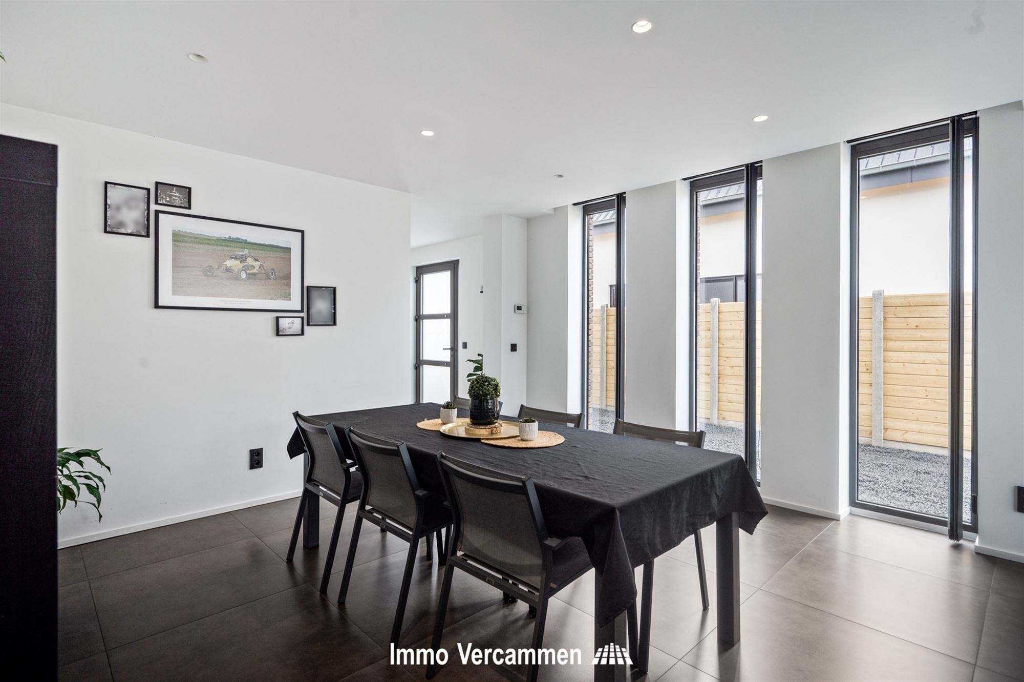 Woonst met magazijn/loods te Koningshooikt - foto 4