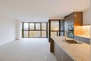 SINT-NIKLAAS - Ben je op zoek naar een gerenoveerd appartement in het centrum van de stad? Kijk dan snel even verder! OPENKIJKDAG zaterdag 13...