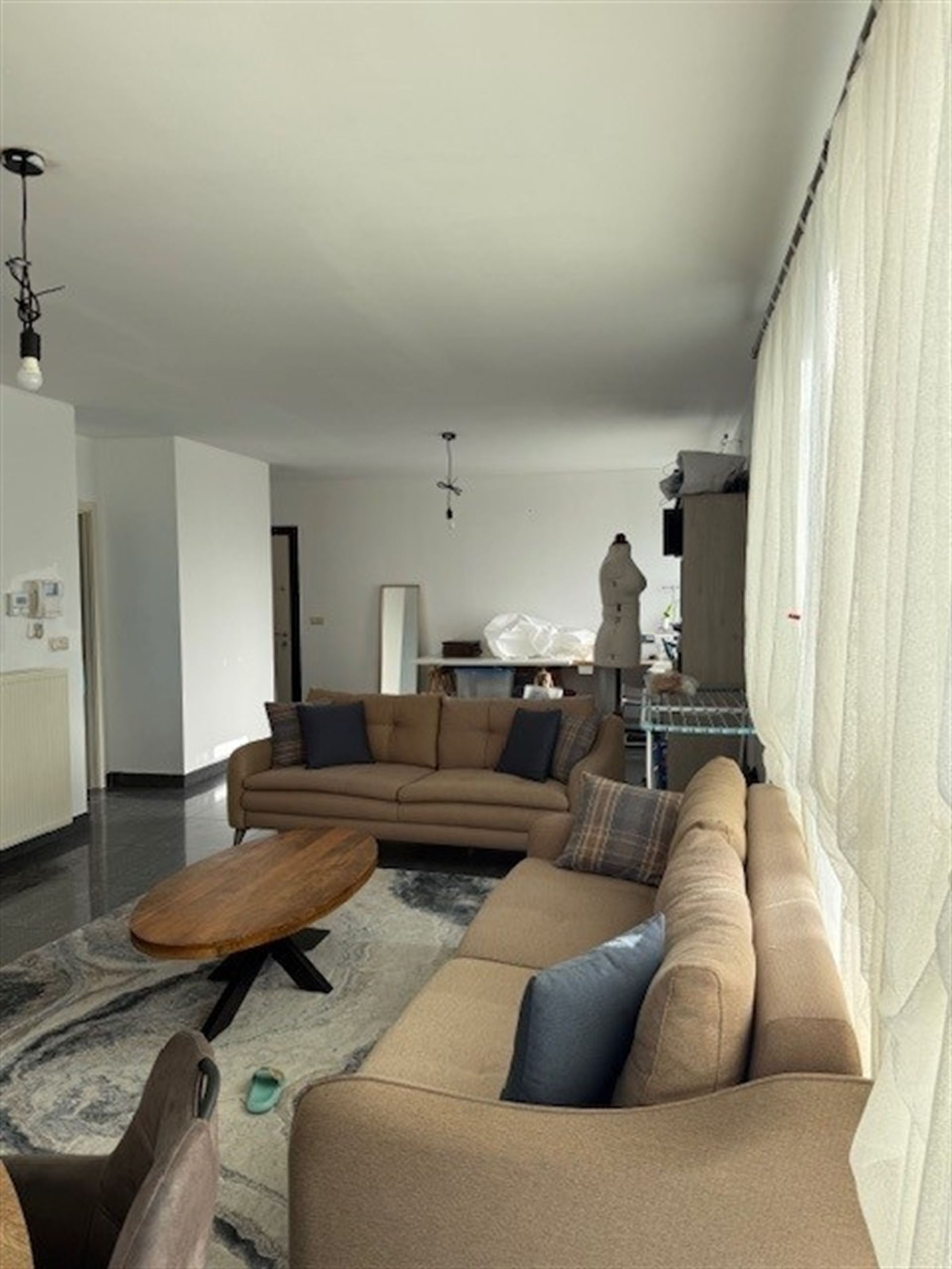 Modern 2 slpk met leuke tuin - foto 2