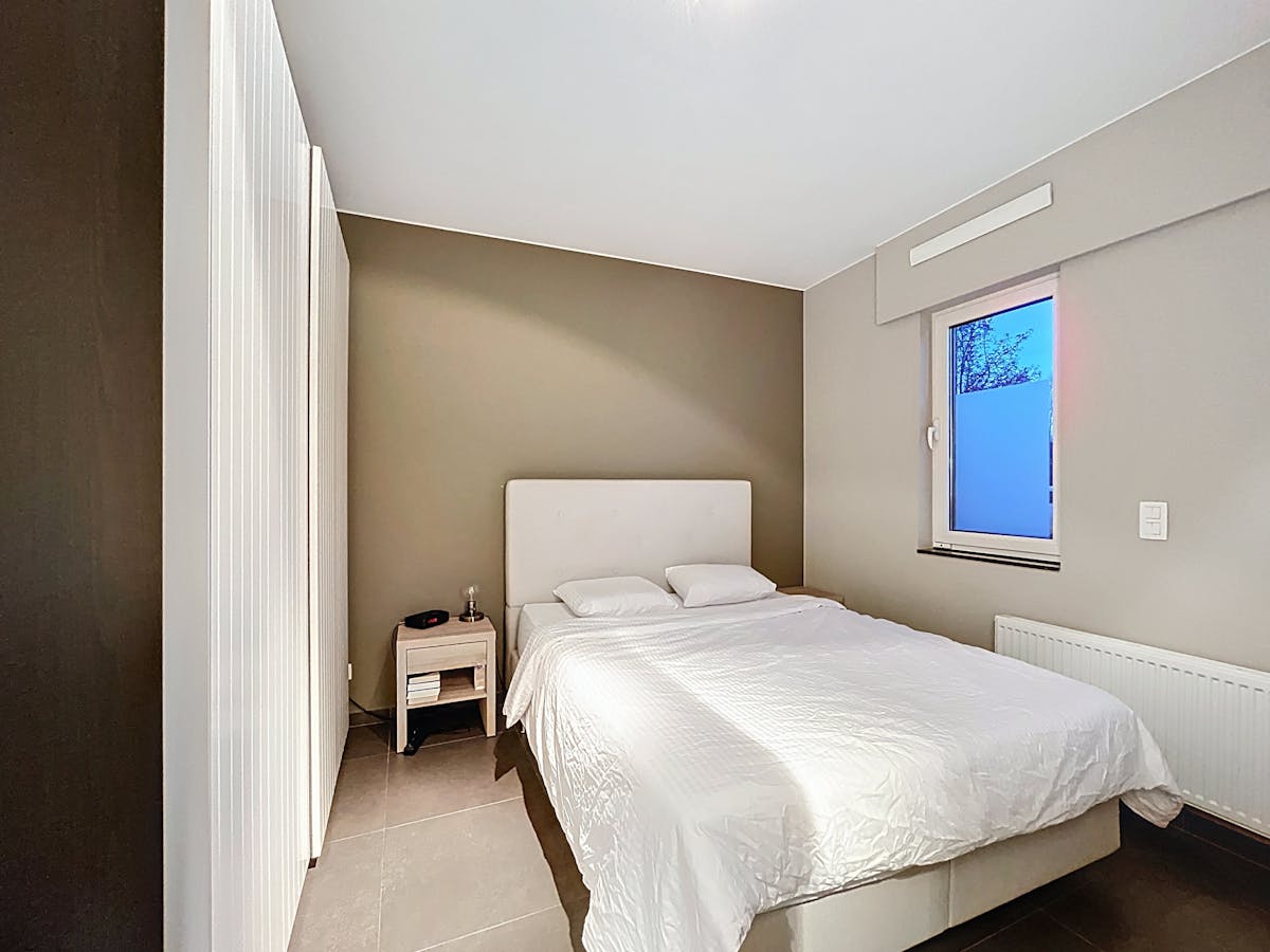 Bemeubeld appartement te huur met twee slaapkamers - foto 5