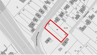 Terrain d'une superficie de 24a06ca à vendre, situé dans une zone d'expansion résidentielle, destiné à l'habitat collectif. Le terrain est situé à...
