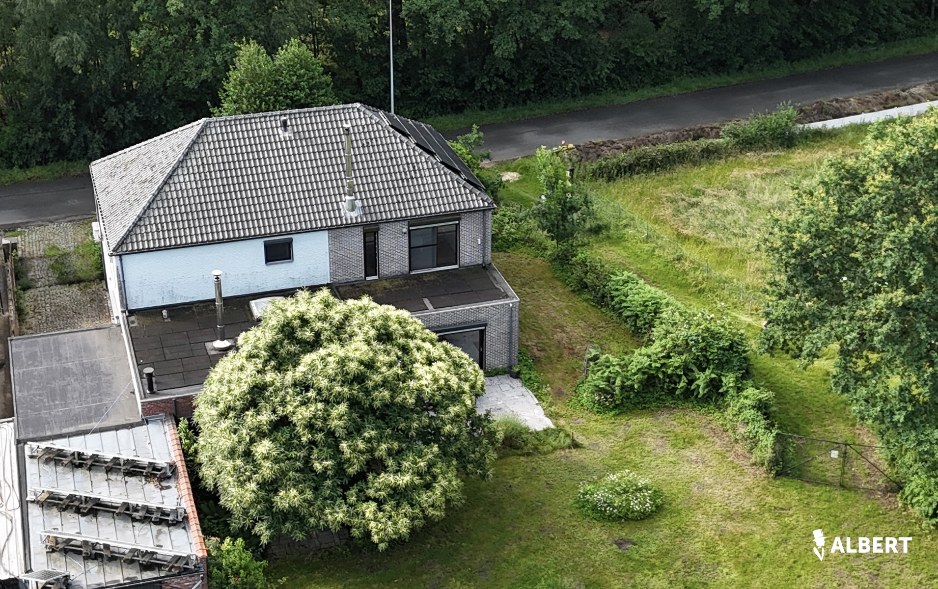Exclusief landhuis met panoramisch zicht op vijver en bossen - foto 5