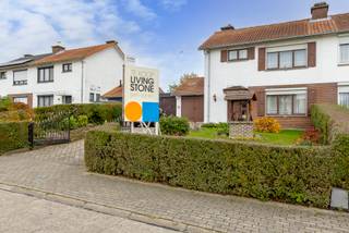 Welgelegen ééngezinswoning met drie slaapkamers en prachtig verzicht !Op een perceel van 6a 38ca bevindt zich deze te renoveren woning, rustig...