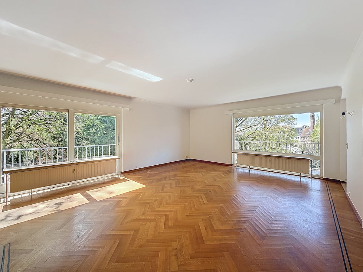 Groot appartement met 3 slaapkamers en terras in Gent - foto 1