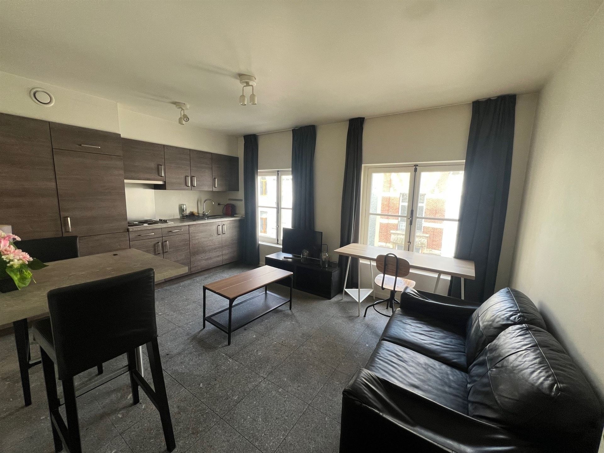 GEMEUBELDE STUDIO OP EEN TOPLOCATIE - foto 3