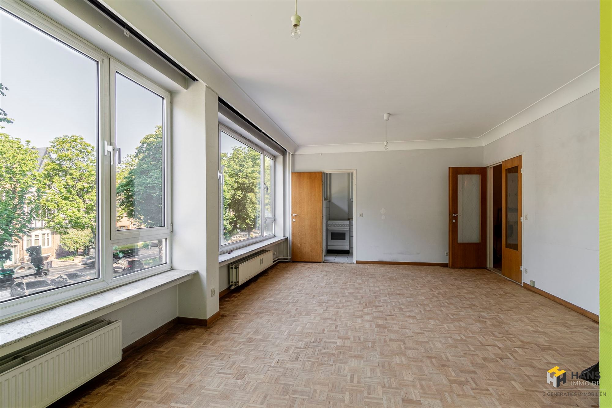 Ruim appartement (90 m²) met 2 slaapkamers en terras (2 m²) in Berchem - foto 4
