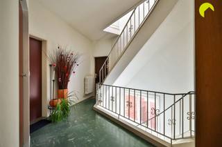 In de gegeerde Tentoonstellingswijk bieden wij u dit fijn hoekappartement met 2 slaapkamers aan.We vinden het appartement op de bovenste verdieping...