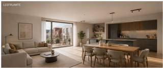 Mogelijkheid tot aankoop aan 6% BTW!<br /><br />Dit toekomstgerichte appartement maakt deel uit van een hoogwaardig nieuwbouwproject en combineert een moderne architectuur met een aangenaam wooncomfort. De open leefruimte met geïntegreerde keuken en eetplaats vormt het hart van de woning en creëert een lichtrijke, uitnodigende sfeer.<br /><br />Via het grote schuifraam sluit de leefruimte naadloos aan op het terras, waardoor binnen- en buitenleven mooi in elkaar overvloeien en je extra leefruimte geniet om te ontspannen.<br /><br />Het appartement beschikt over twee slaapkamers, een badkamer, een afzonderlijk toilet en een praktische technische berging. De doordachte indeling zorgt voor een optimaal ruimtegebruik en een hedendaagse woonkwaliteit.<br /><br />Een toekomstgerichte woonoplossing die comfort, functionaliteit en buitenruimte combineert, ideaal als eigen woning of als interessante investering binnen een nieuwbouwproject.<br /><br />Ook andere appartementen beschikbaar – plannen hieronder te bekijken.<br /><br />
