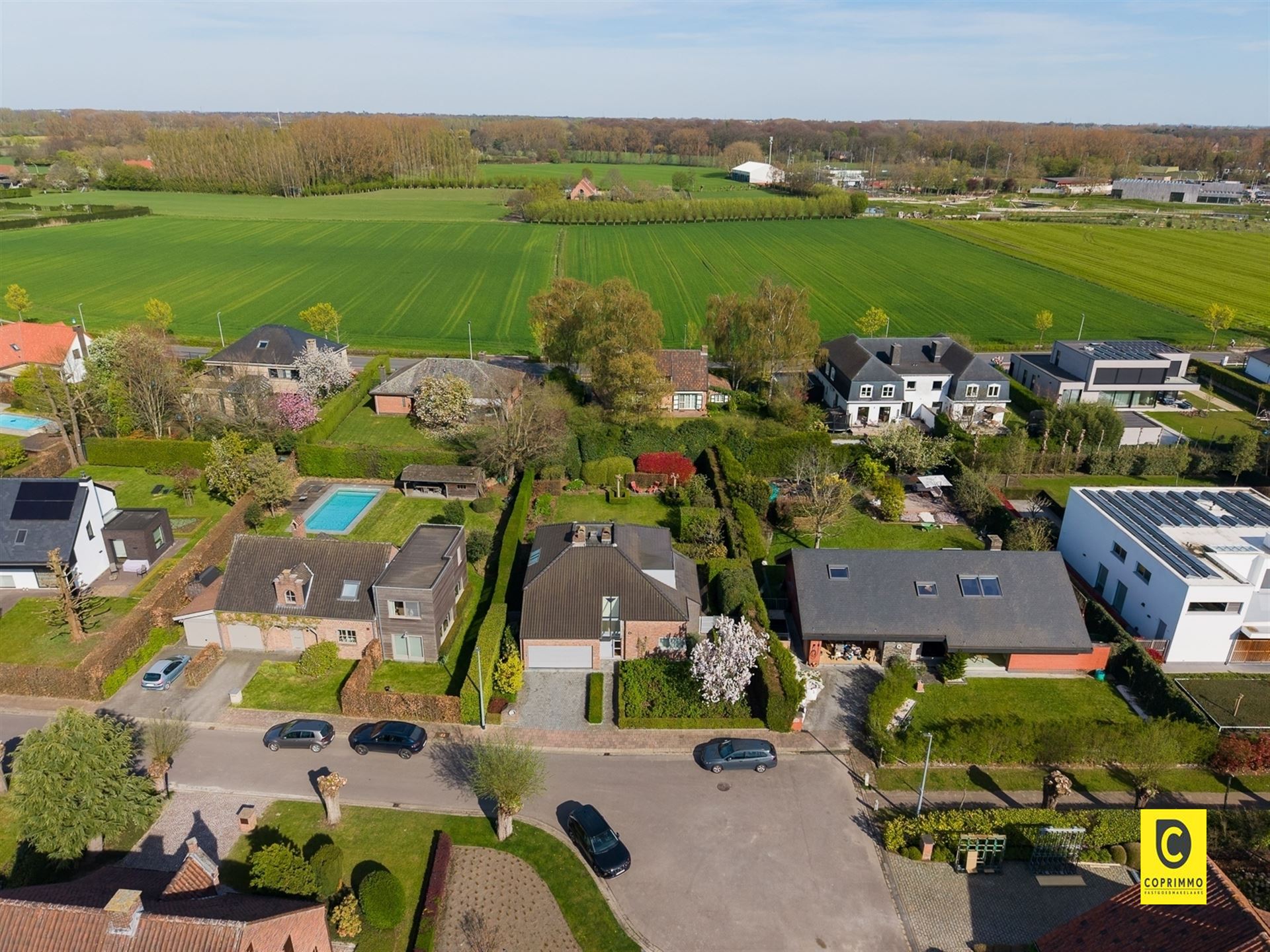 Villa: 4 slk op perceel op 831  m²  - foto 2