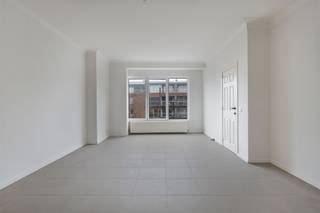 Dit gezellige appartement staat te koop op wandelafstand van het Harmoniepark aan de Grotesteenweg in Berchem. Op slechts enkele minuten vind je...