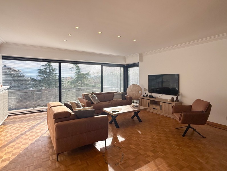 Energiezuinig appartement gelegen in centrum van Beveren met 2 slaapkamers en garage. - foto 4